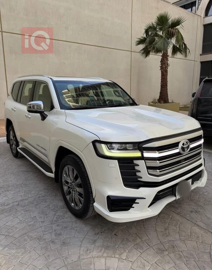 تويوتا لاندكروزر